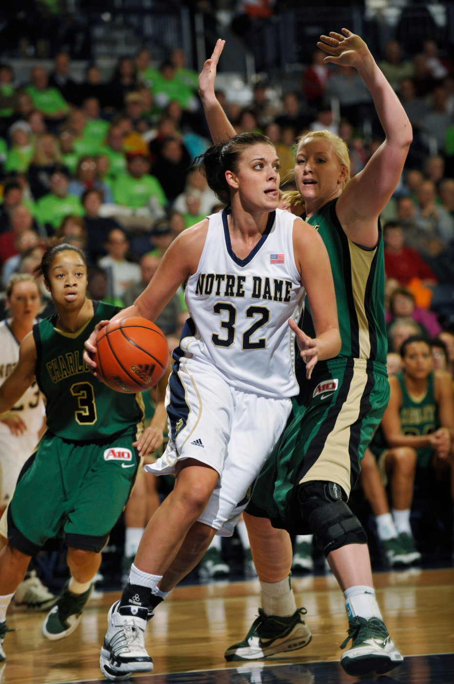 #4/3 Irish Play Host To DePaul Sunday In Annual Pink Zone Game Charlotte Notre Dame Basketball