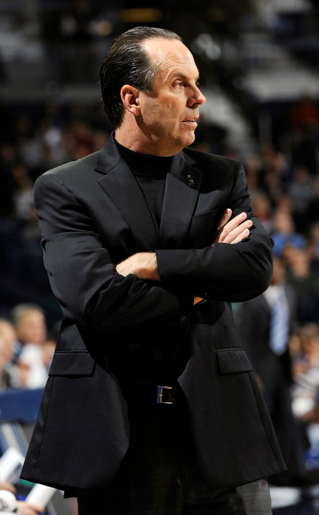 No. 22 Notre Dame Overpowers IPFW, 74-62 (AP)