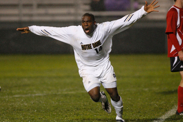 Dike Sends Irish To BIG EAST Semifinals With 1-0 Win Over Louisville Bright Dike celebrates his goal that put the Irish up in the 81st minute.