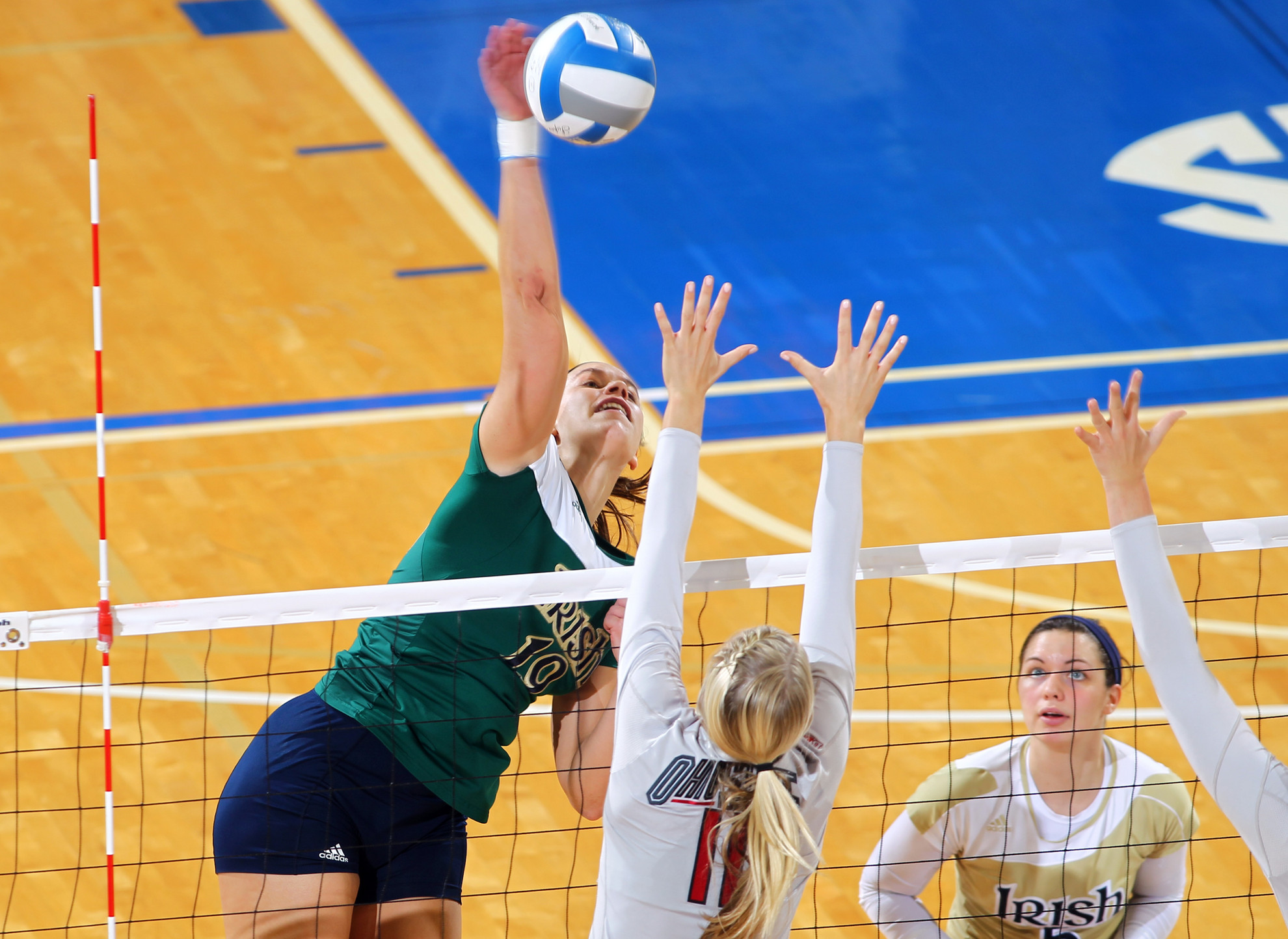 Irish Wrap Up Season With Boston College And Syracuse Junior Jeni Houser is just 11 kills away from 1,000 for her career.