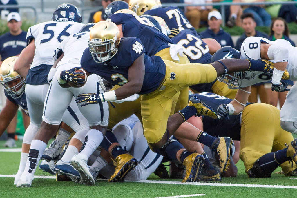 Notre Dame 39, Nevada 10