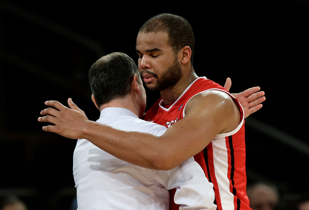 No. 24 Notre Dame Downs Rutgers, 69-61 (AP)