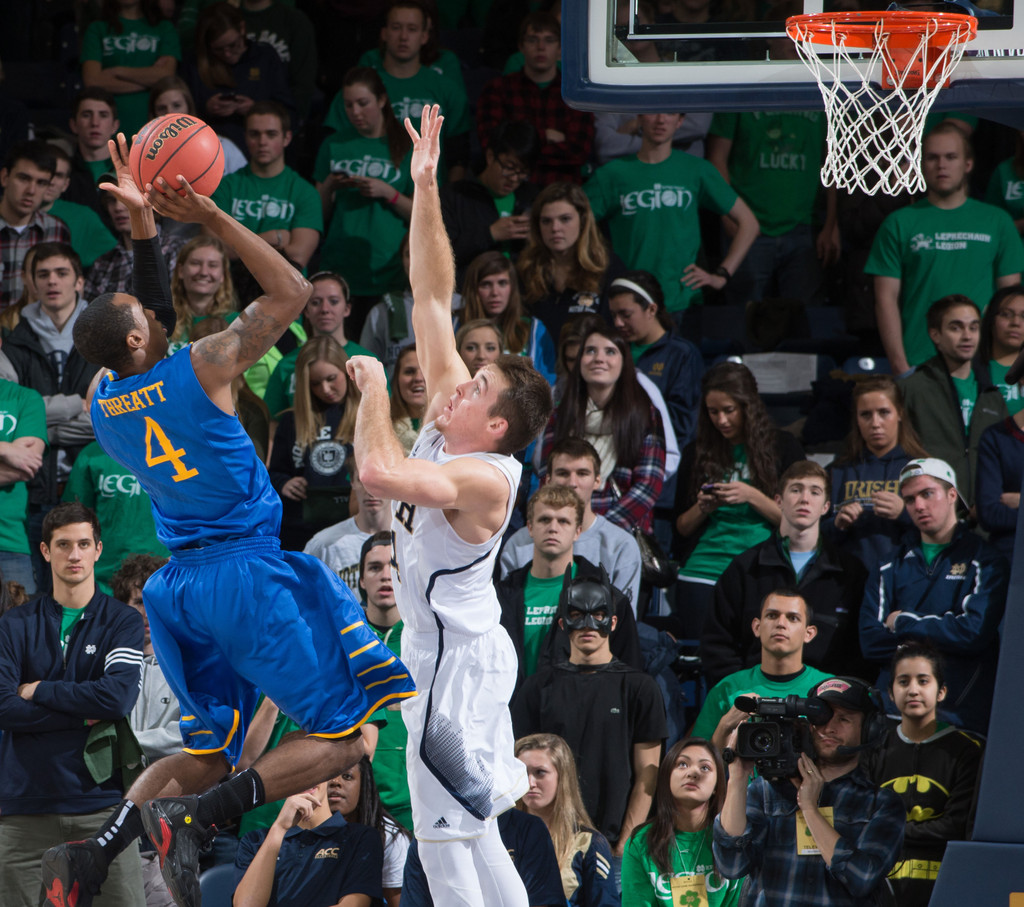 Notre Dame vs. Delaware