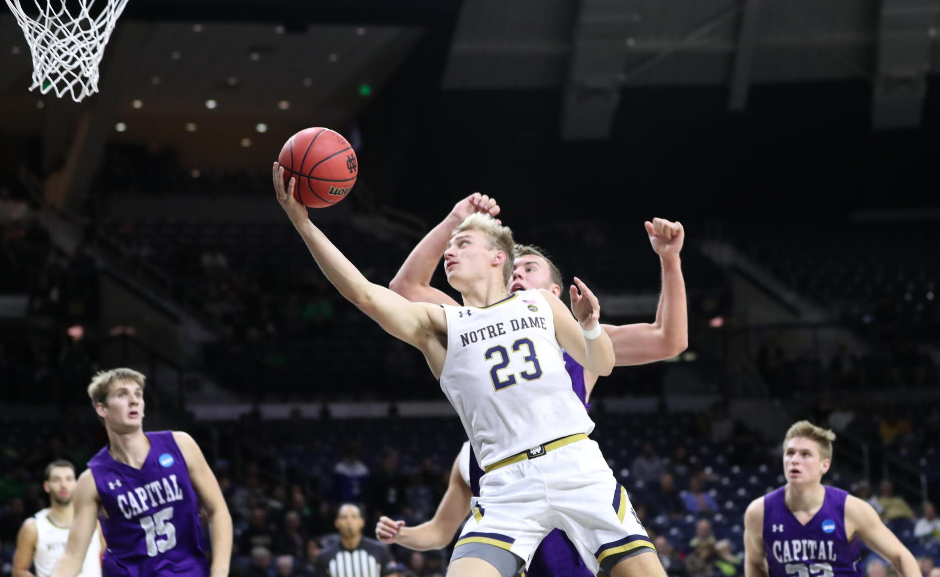 Hubb and Mooney lead Notre Dame over Bellarmine 61-51 Dane Goodwin Action