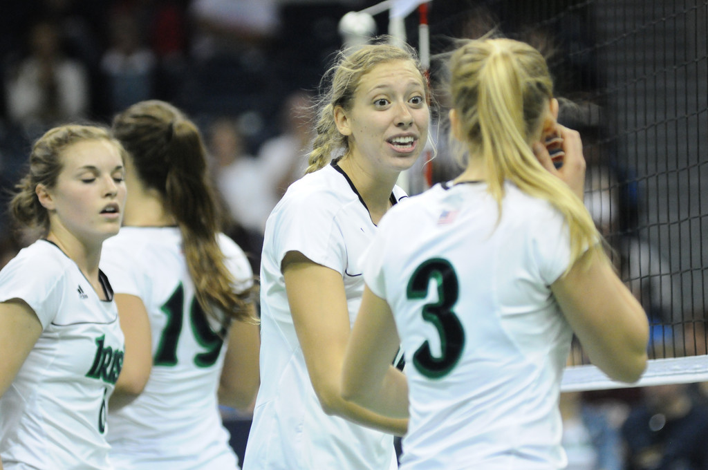 Notre Dame Women's Volleyball vs Syacuse 09-30-2012 Win (3-0)