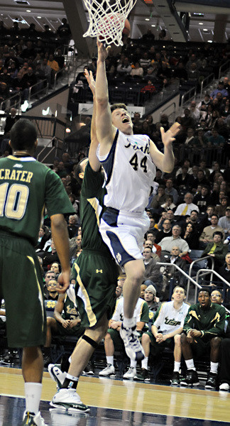 Harangody First Inductee Into Notre Dame’s New Ring Of Honor Senior All-America forward Luke Harangody is the first inductee into Notre Dame's new Ring of Honor, as a banner with his number 44 was unveiled in the rafters at Purcell Pavilion prior to Wednesday night's game vs. Pittsburgh.