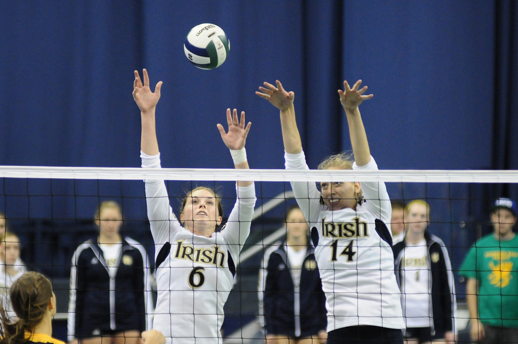 Notre Dame Volleyball vs Maquette on 09-29-2012