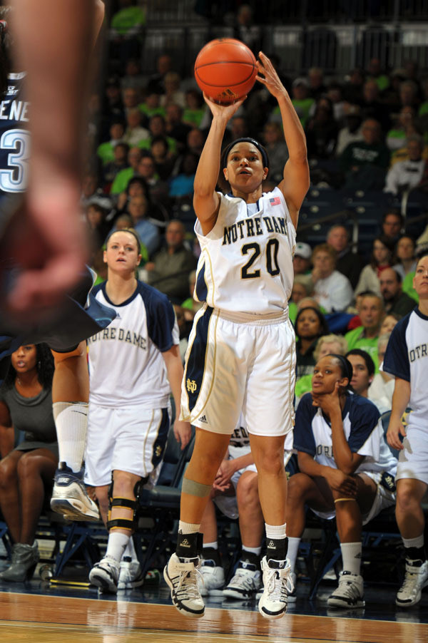 Barlow To Compete In College Three-Point Championship Thursday Night Senior guard/tri-captain Ashley Barlow will compete in the 22nd annual State Farm College 3-Point Championship on Thursday night at the Indiana Convention Center in her hometown of Indianapolis.