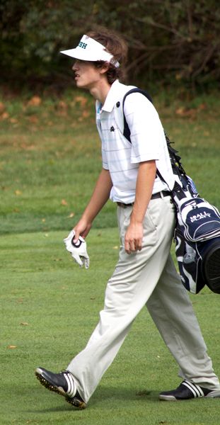 Niall Platt sits tied for third after two rounds at 137 (-7); the lowest 36-hole NCAA total in Irish program history.