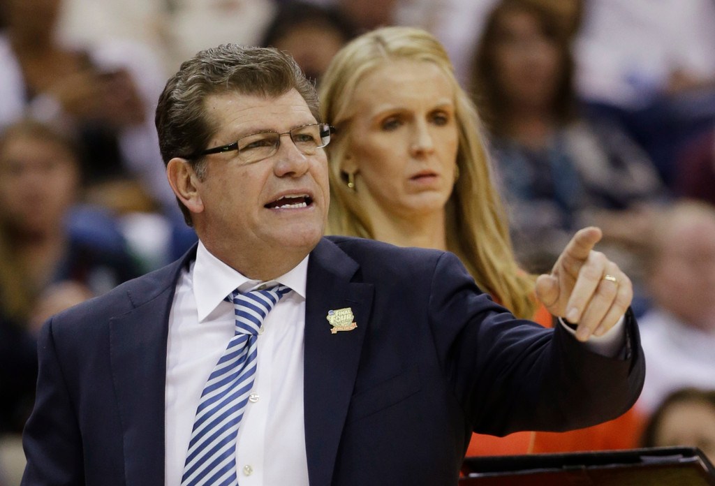 #2 Irish Fall to #3 UConn in Final Four (AP)