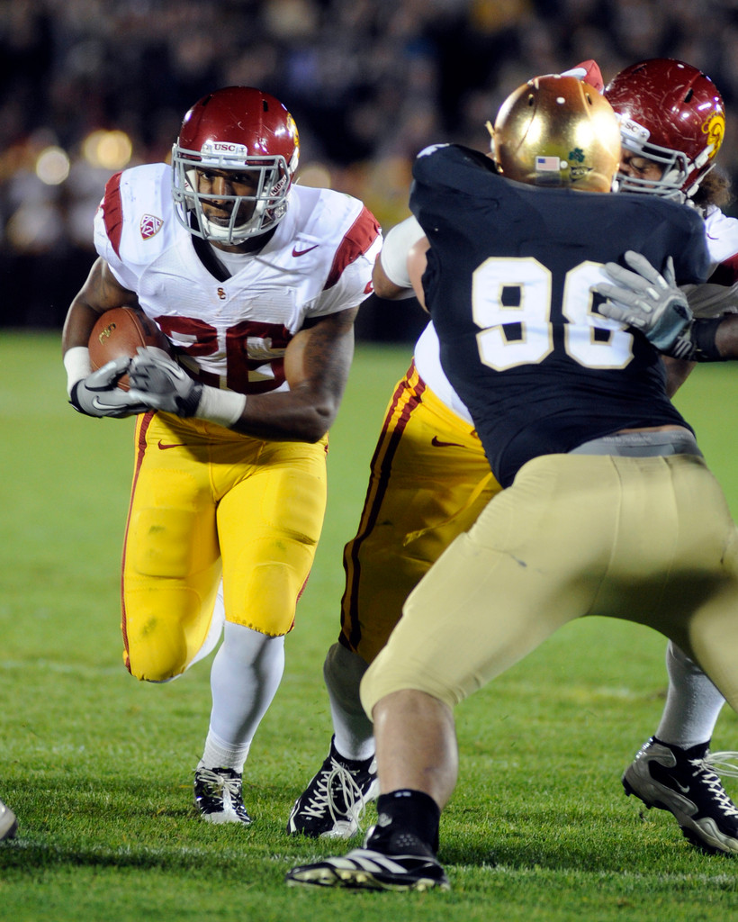 Notre Dame Falls To USC, 31-17 (AP)
