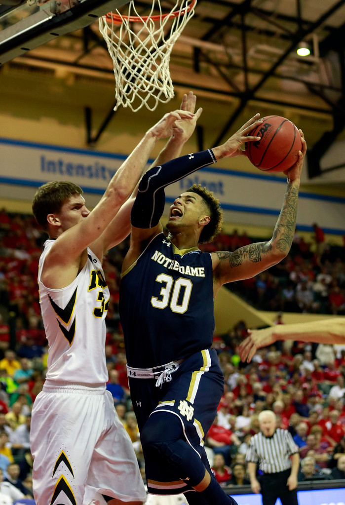 Notre Dame vs. Iowa, 68-62
