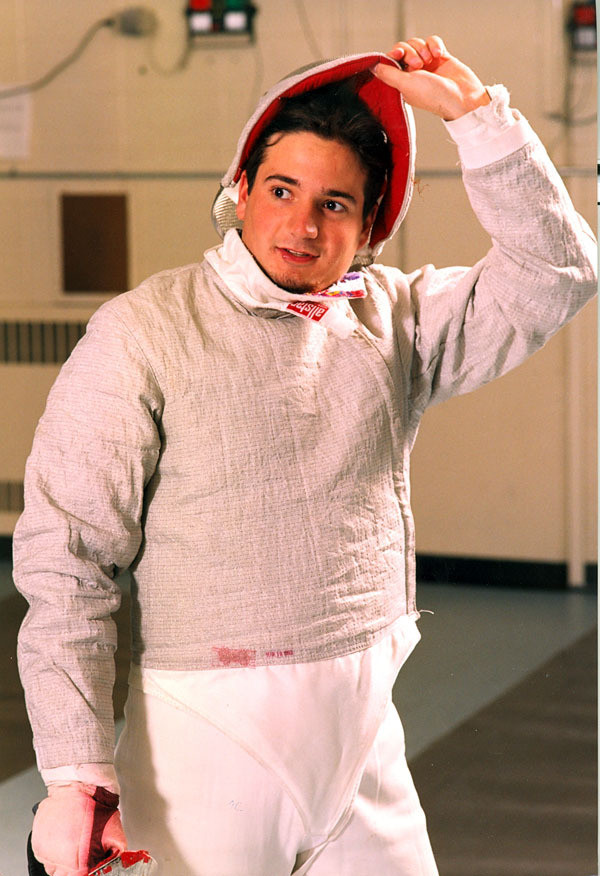 Notre Dame Dedicates 2009 Season To Luke La Valle The Notre Dame fencing team will wear patches in Luke La Valle's memory throughout the 2009 season.