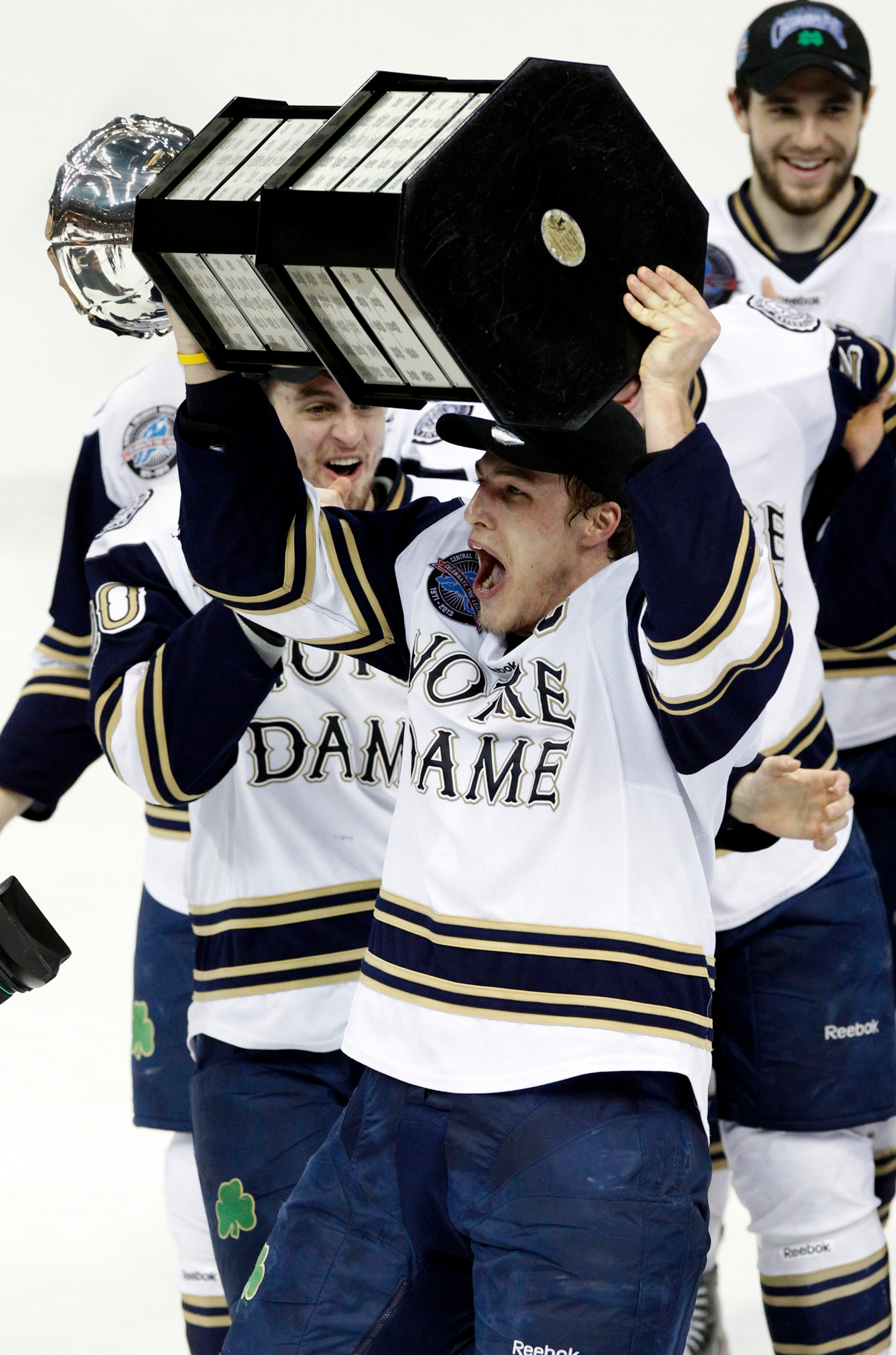 Notre Dame – St. Cloud State NCAA Midwest Regional Game To Be Televised By WHME-TV 46 CCHA Michigan Notre Dame Hockey