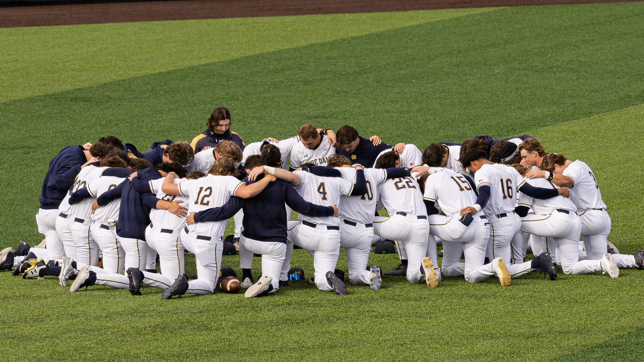 Notre Dame Fighting Irish - Official Athletics Website