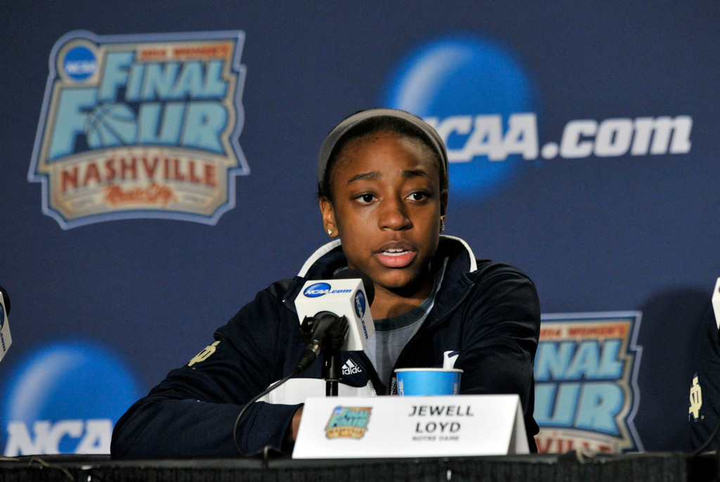 A Season In Photos: 2013-14 Notre Dame Women's Basketball