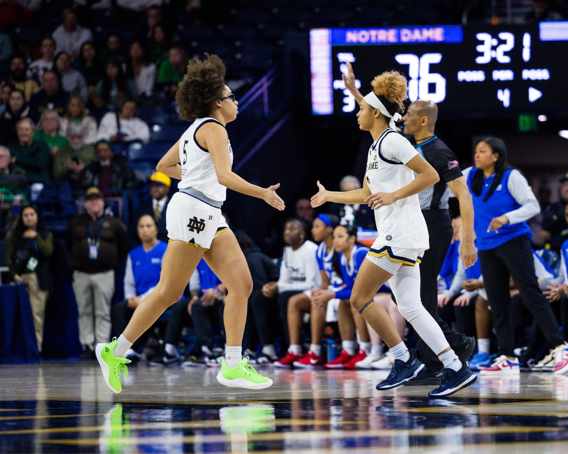Hidalgo, Miles Earn Spots on USBWA National Player of the Year Midseason Top 50 Hidalgo, Miles Earn Spots on USBWA National Player of the Year Midseason Top 50