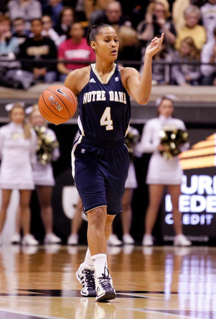 No. 3 Notre Dame Rolls Past No. 12 Purdue, 66-38 (AP)