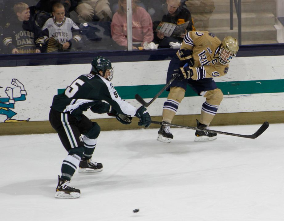 Anders Lee scored the lone goal for Notre Dame in the 4-1 loss at Michigan State.  The goal was his team-best 12th of the season.