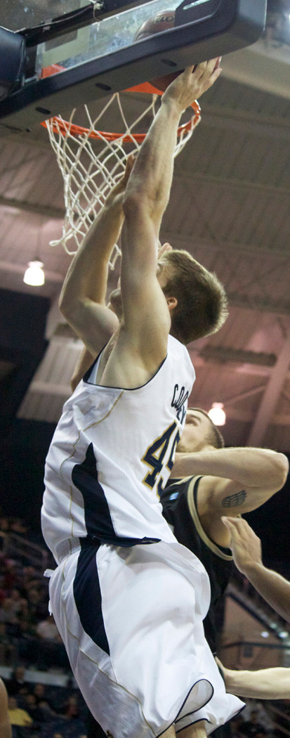 Notre Dame Downs Dartmouth, 65-47 Jack Cooley