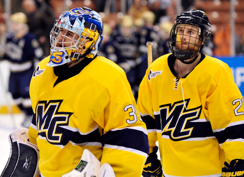 Lee's OT Goal Pushes Irish Past Merrimack in NCAAs (AP)