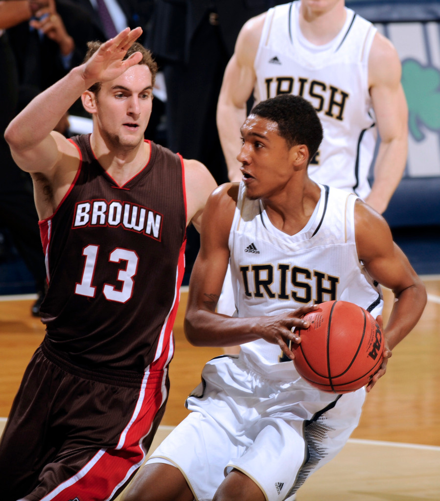 No. 22 Irish Storm Past Brown, 84-57 (AP)