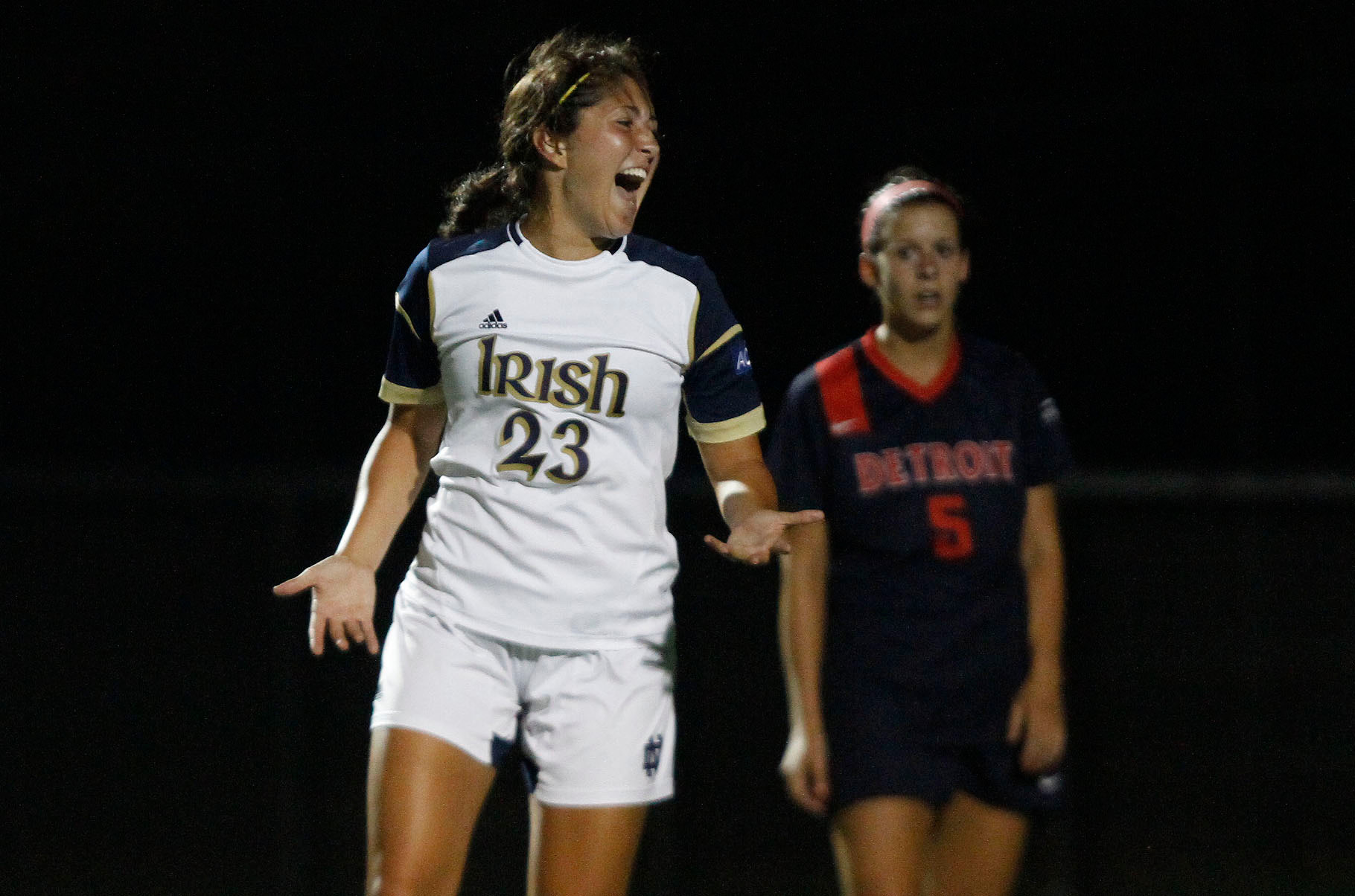 #8 Irish Back On Track With 4-0 Win Over Detroit Freshman midfielder Emily Geyer put the exclamation point on Notre Dame's 4-0 win over Detroit Sunday night, scoring her first career goal with 55 seconds to play.