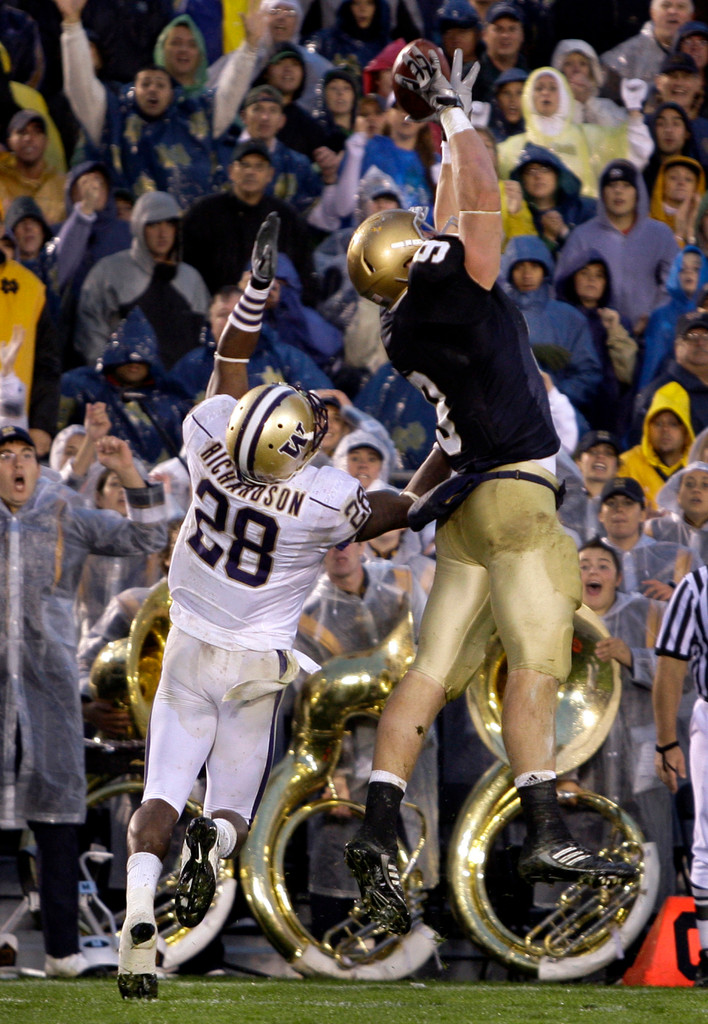 Notre Dame Outlasts Washington in OT, 37-30 (AP)