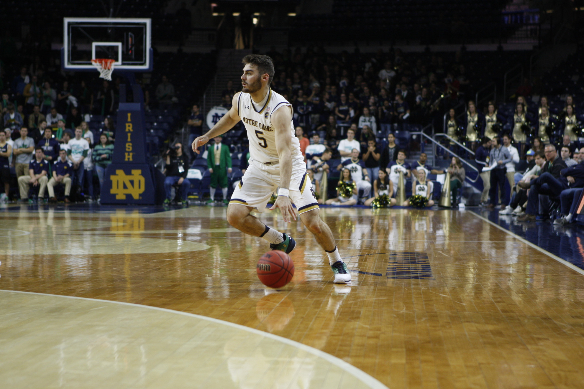 Notre Dame Dominates Seattle in 92-49 Victory Notre Dame Dominates Seattle in 92-49 Victory