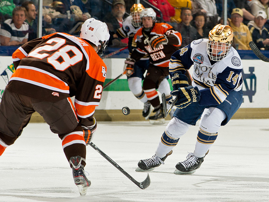 Thomas DiPauli Selected To Preliminary USA Roster For 2014 IIHF World Junior Championships Sophomore left wing Thomas DiPaui is one of 26 players looking to make the final roster for Team USA at the 2014 World Junior Championships in Malmo, Sweden.