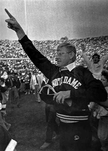 Head coach Lou Holtz, who led Notre Dame to 100 victories and was the architect of the program's 1988 national championship season, will be enshrined in the College Football Hall of Fame in South Bend on Saturday.