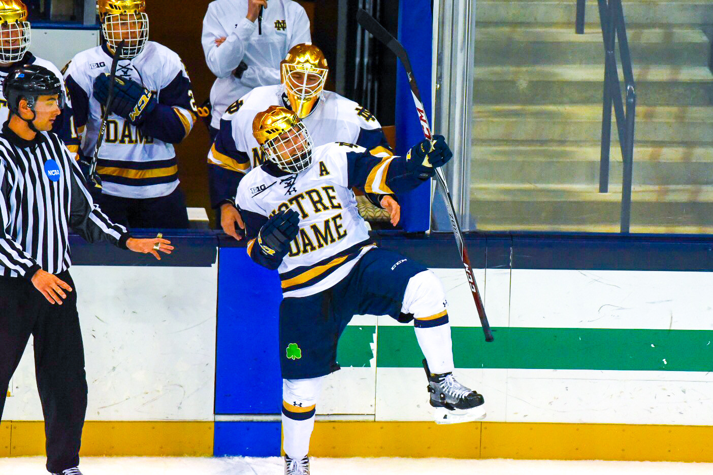 #8 Irish Use Four Goal Second Period To Defeat Omaha 5-4 #8 Irish Use Four Goal Second Period To Defeat Omaha 5-4