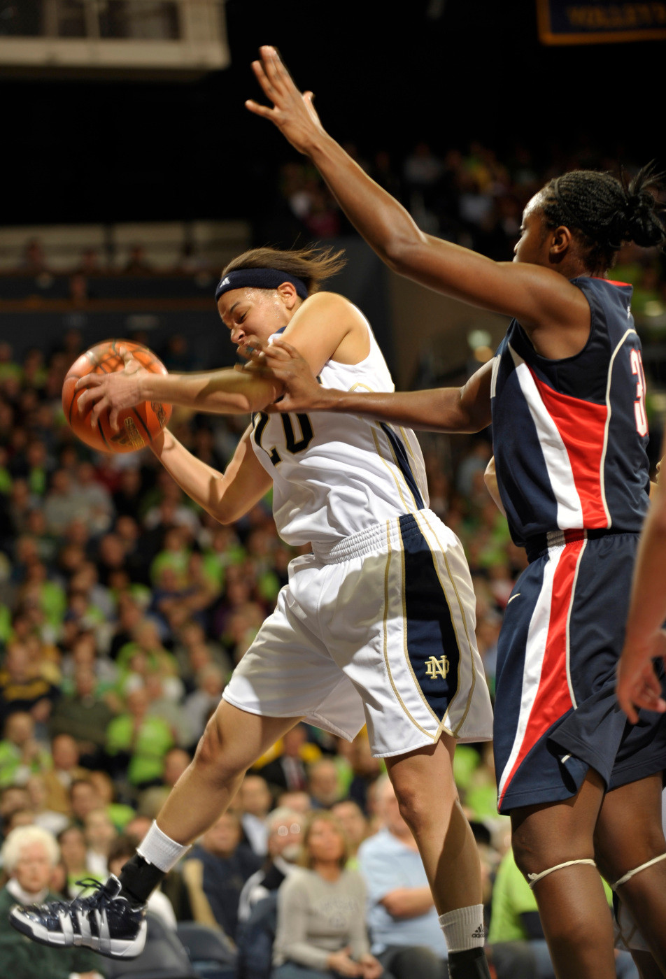 No. 6 Notre Dame Falls In Finale To No. 1 UConn, 76-51 Connecticut Notre Dame Basketball