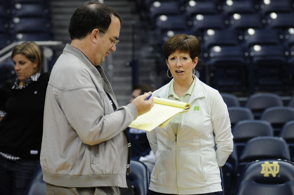 A Season in Photos: 2012-13 Notre Dame Women's Basketball – Notre Dame  Fighting Irish – Official Athletics Website