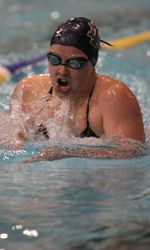 Notre Dame's women's swimming and diving team heads to Louisville this weekend