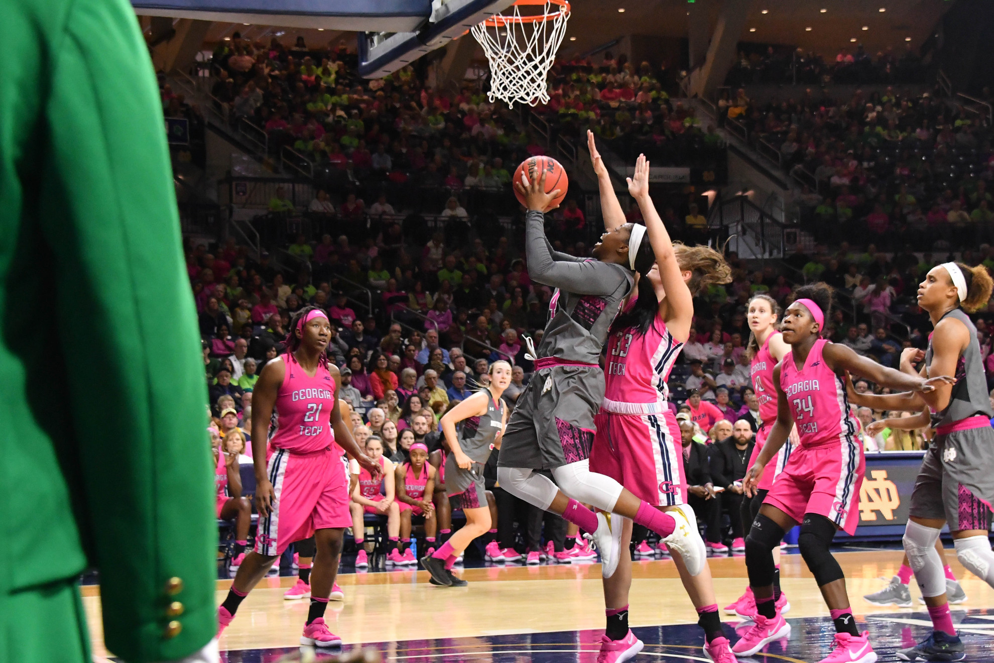 Mabrey, No. 7 Irish Roll to 90-69 Victory Mabrey, No. 7 Irish Roll to 90-69 Victory