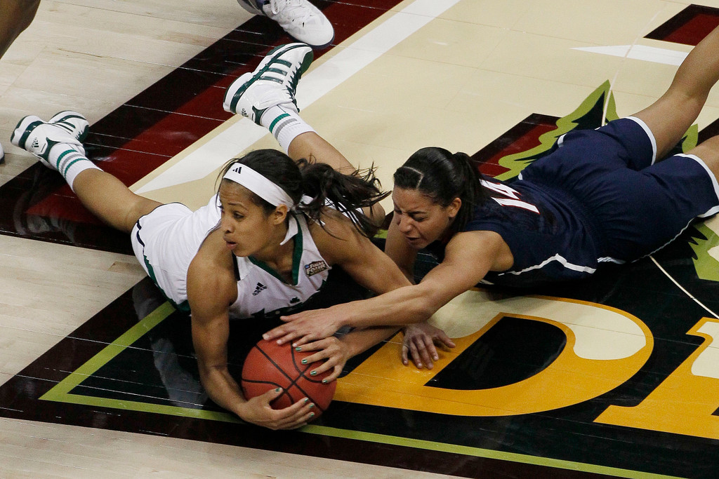 Irish In Championship After Overtime Defeat of UConn, 83-75 (AP)