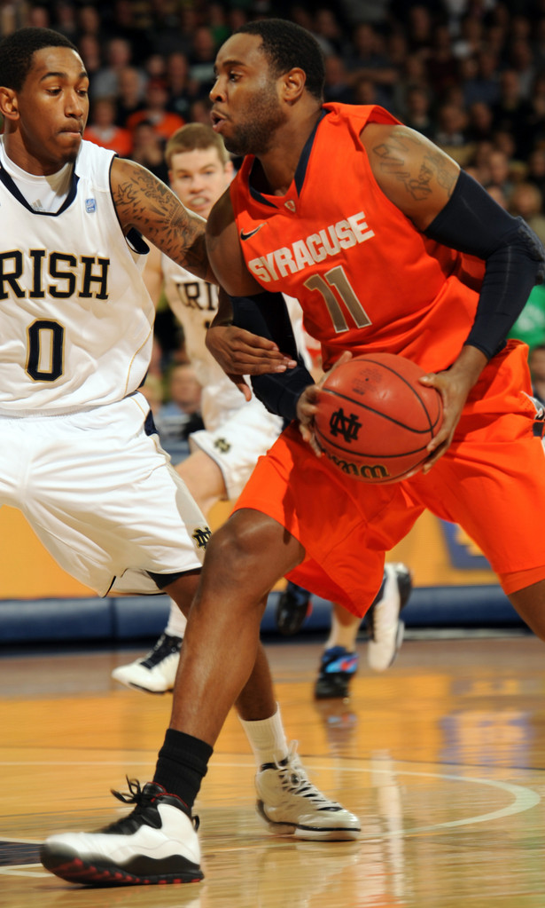 Irish Upset No. 1 Syracuse, 67-58 (AP)