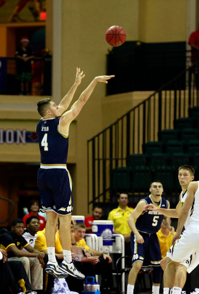 Notre Dame vs. Iowa, 68-62