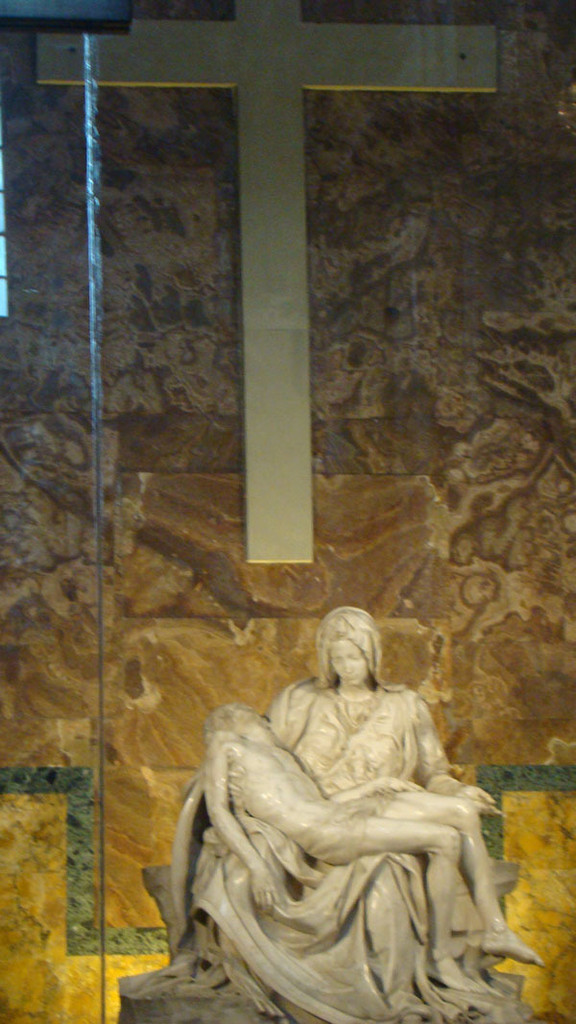 2009 Women's Basketball European Tour Recap (photos by Stephanie Menio)