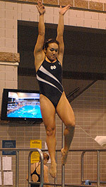 Irish Battle Hard Against Top 25 Teams Senior diver Natalie Stitt set both Notre Dame and Rolfs Aquatic Center records off the 3-meter board Saturday at the Shamrock Invitational.