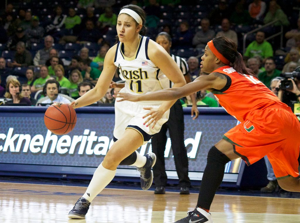 Natalie Achonwa ('14), a two-time All-America forward who helped lead Notre Dame to a 138-15 (.902) record and four consecutive NCAA Women's Final Fours during her career, will represent the Fighting Irish as part of the 2015 ACC Women's Basketball Legends Class announced Tuesday.