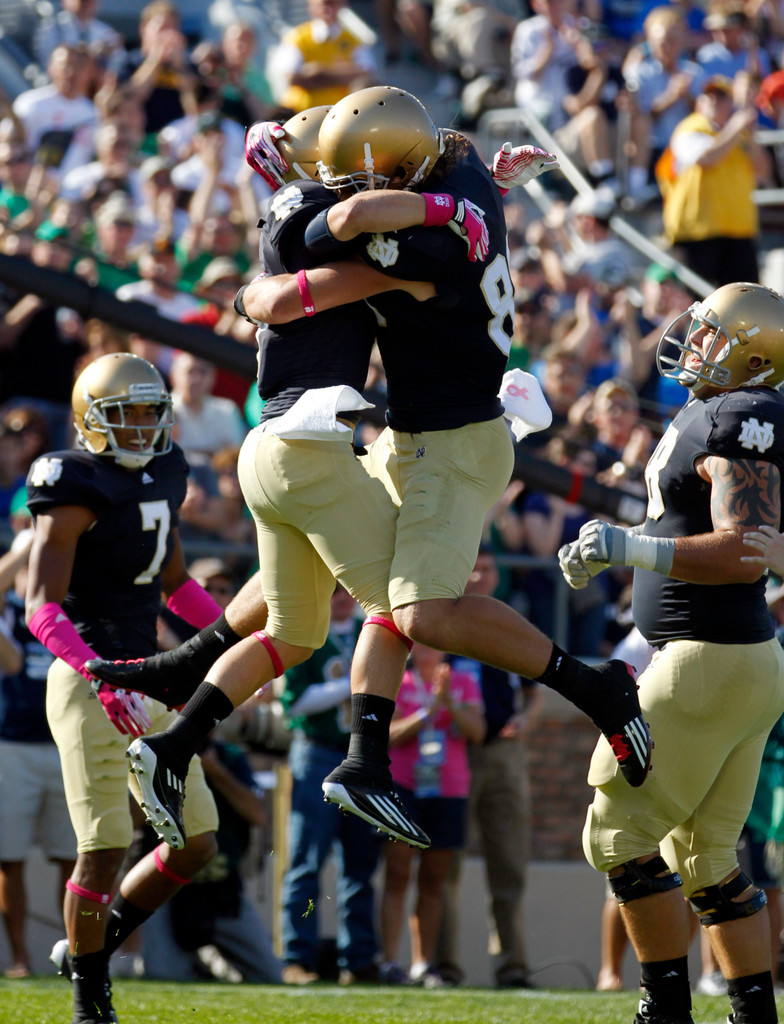 Irish Offense Erupts in Record-Setting 59-33 Triumph Over Air Force (AP)