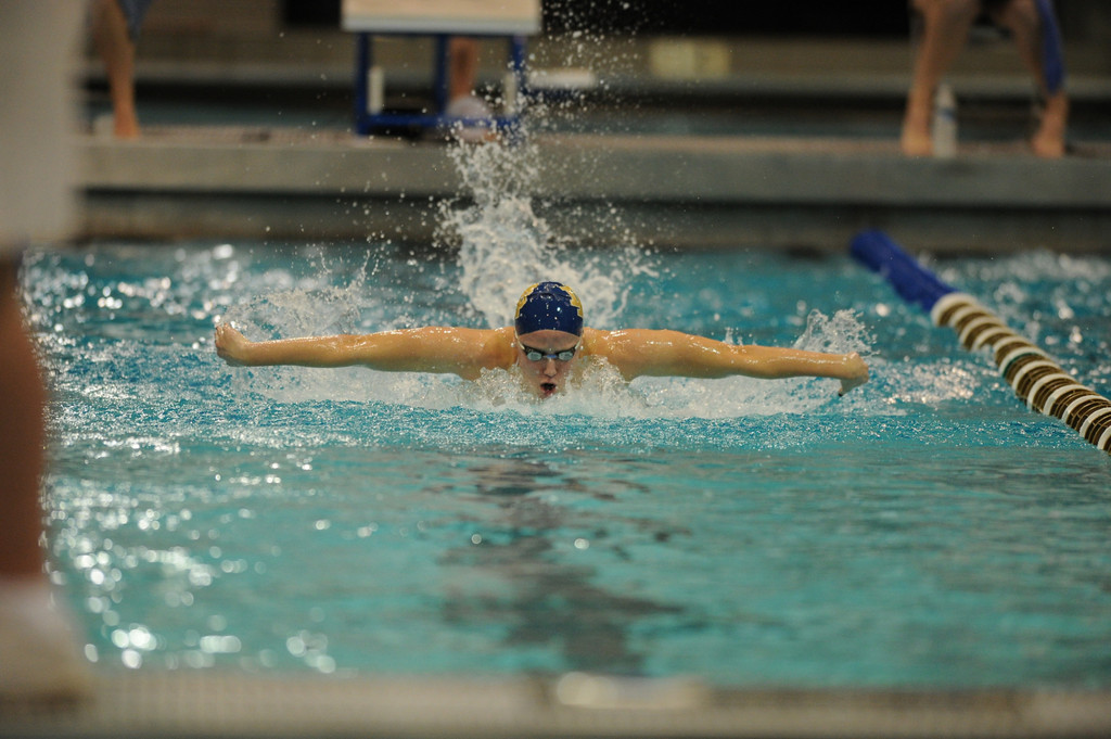 Valparaiso and Wisconsin Dual Meets - Nov. 15-16, 2013