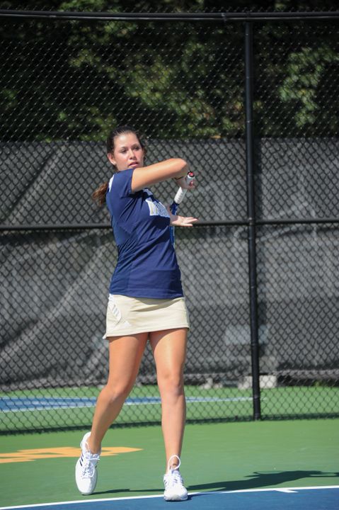 Sophomore Molly O'Koniewski moved to 2-0 in 2013 with a 6-2, 6-3 win over Illinois' Audrey O'Connor Sunday