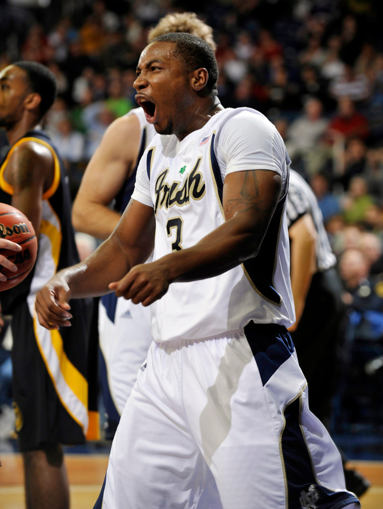 No. 23 Notre Dame Defeats Kennesaw State, 80-62 (AP)