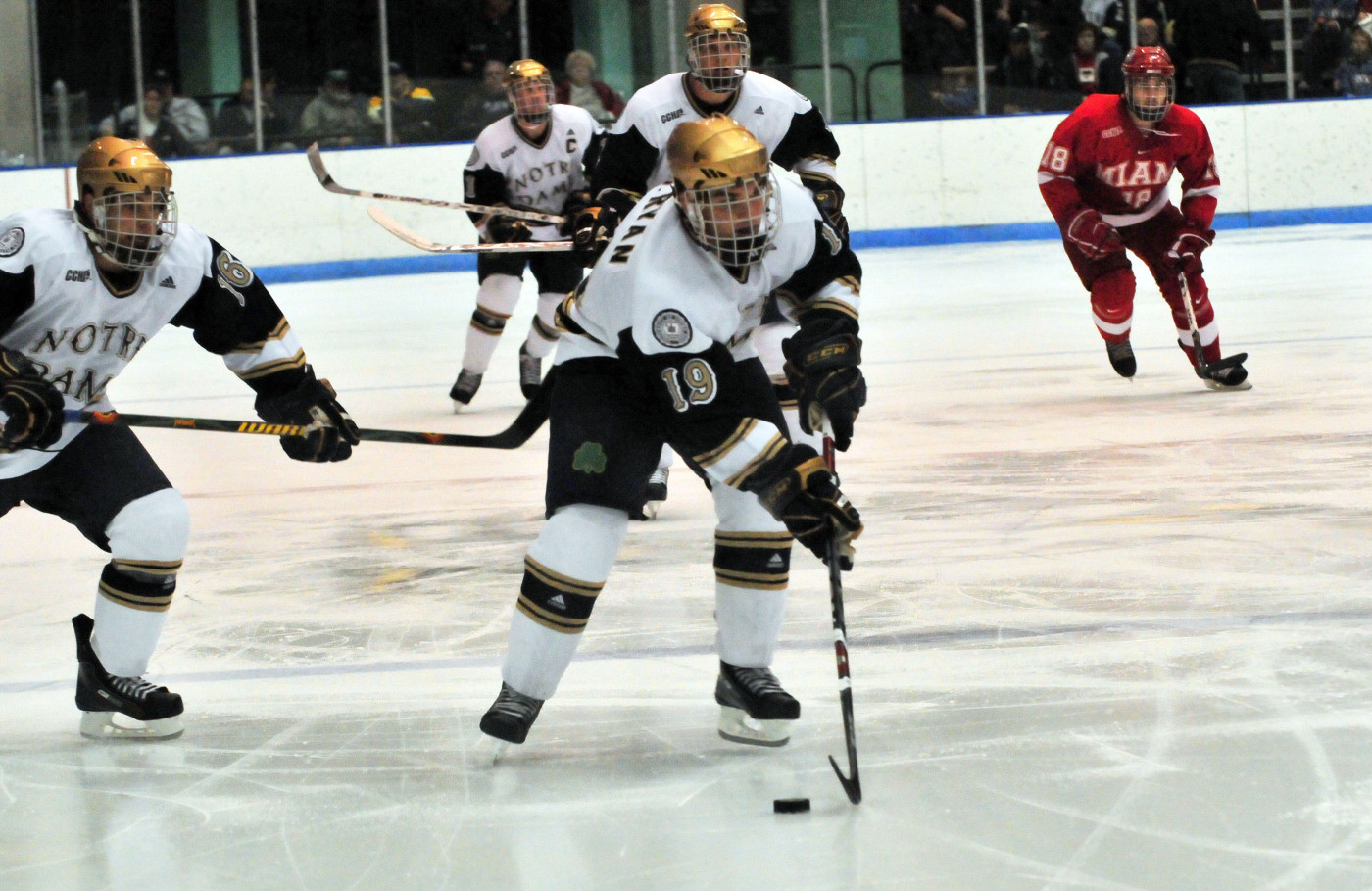 Irish Run Unbeaten Streak To 11 Games (9-0-2) With 3-1 Win At Ferris State Sophomore center Ben Ryan scored his third goal of the season in Notre Dame's 3-1 win over Ferris State.