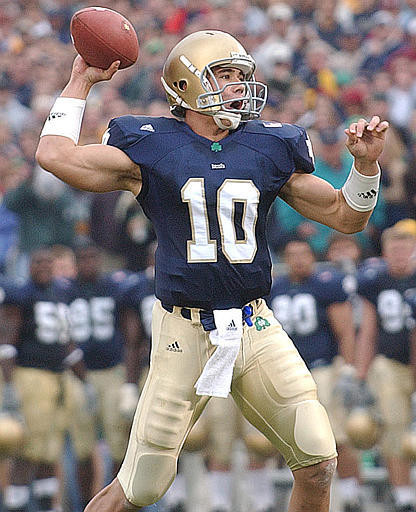 Notre Dame – Michigan Series Returns To Notre Dame Stadium Sophomore Brady Quinn saw his first collegiate action during the 2003 Michigan game played at Ann Arbor. He got his second season as Notre Dame's quarterback off to a solid start at BYU last weekend completing 26 of 47 passes for 265 yards and one touchdown.