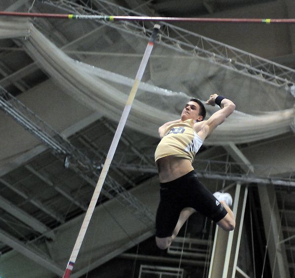 Kevin Schipper (pictured) placed first (4.85m) in the pole vault.