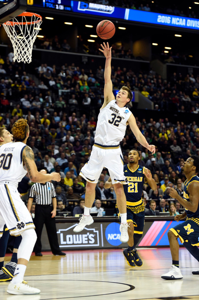 #6 Notre Dame Eliminates #11 Michigan